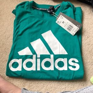 adidas NWT green tshirt